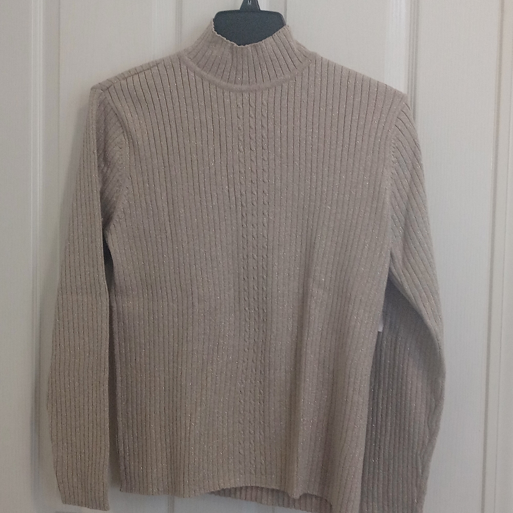 Gold turtleneck